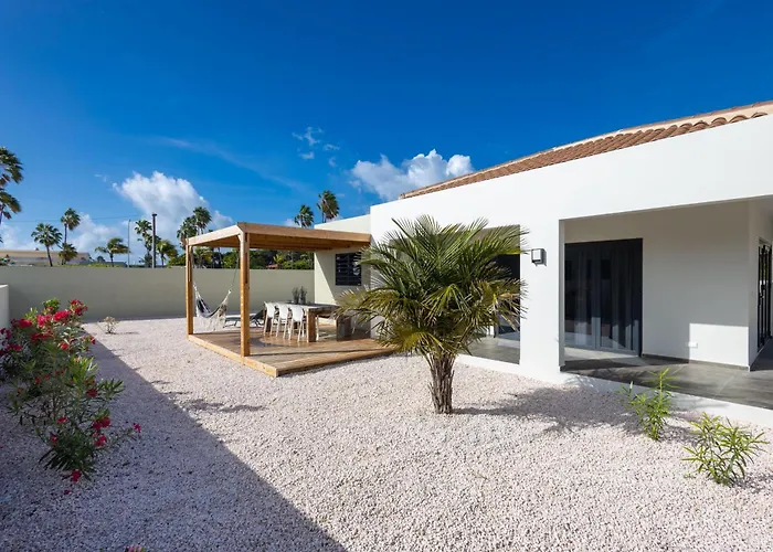 Villa Monrel Mambo Beach